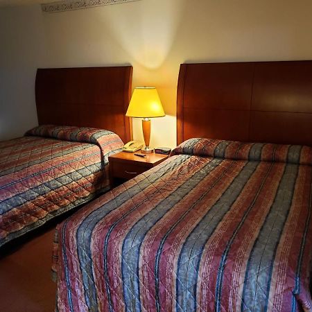 Huntingdon Motor Inn Dış mekan fotoğraf
