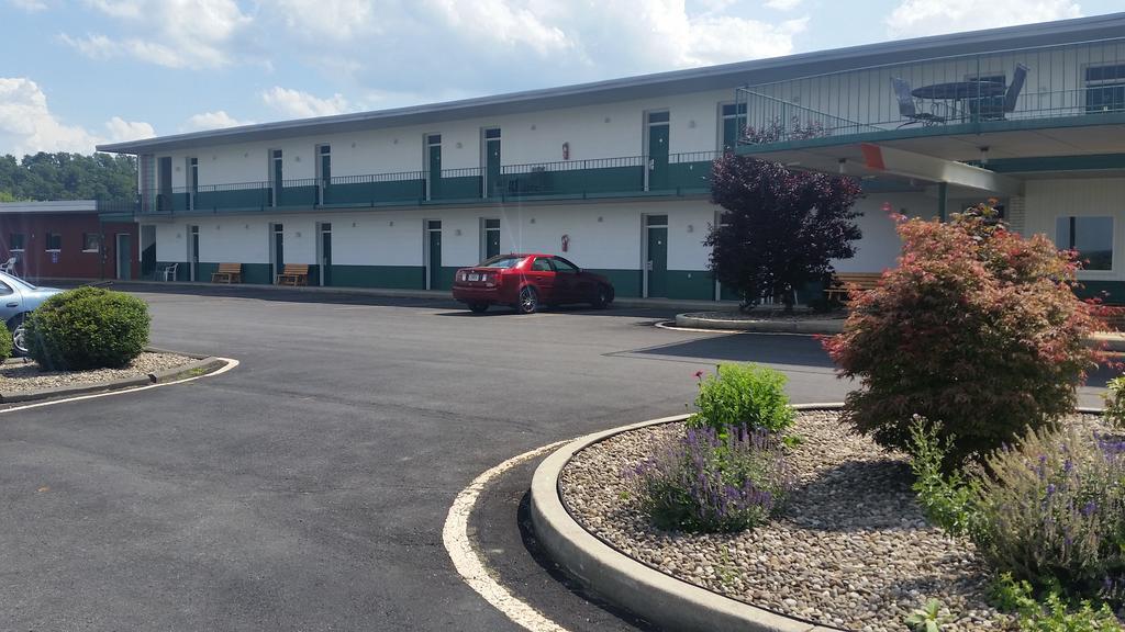 Huntingdon Motor Inn Dış mekan fotoğraf