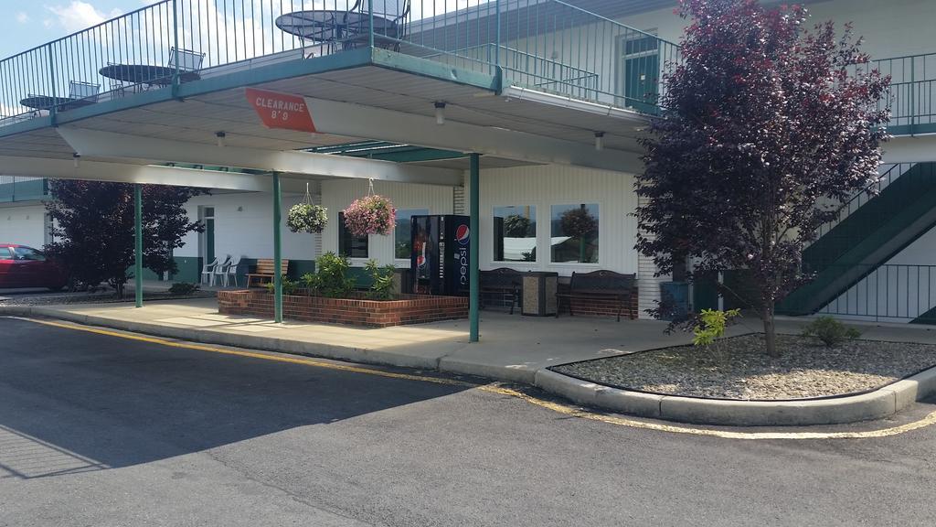 Huntingdon Motor Inn Dış mekan fotoğraf