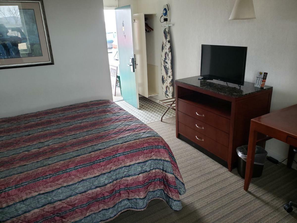 Huntingdon Motor Inn Dış mekan fotoğraf